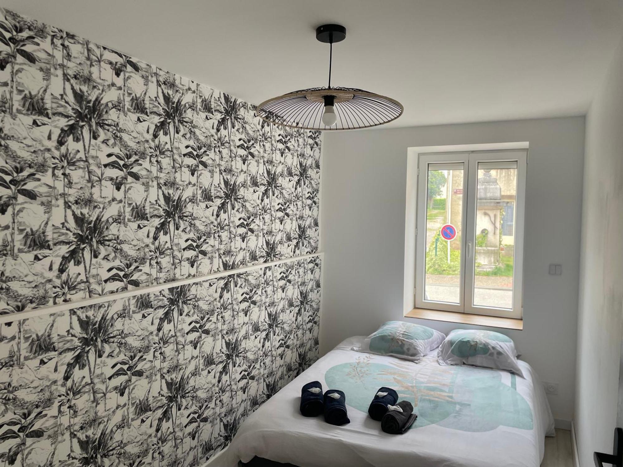 Appartement L Exotique à Marlieux Extérieur photo